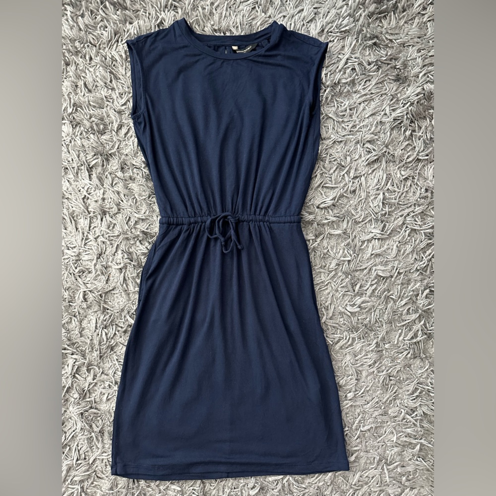 Banana Republic sleeveless dress